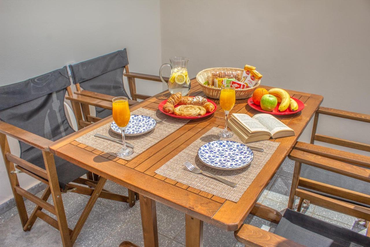 Luxury Penthouse Apartment Near The City Center イラクリオン エクステリア 写真